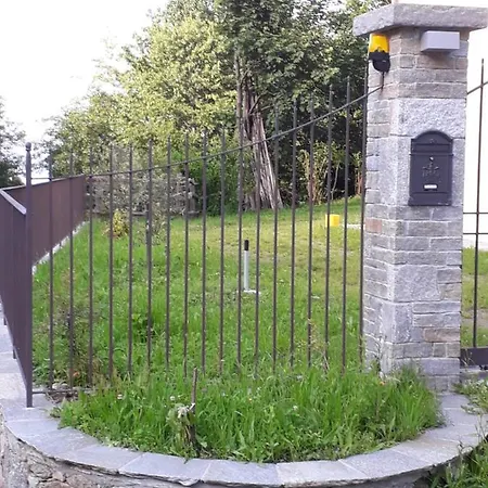 Il Casale Lariano *