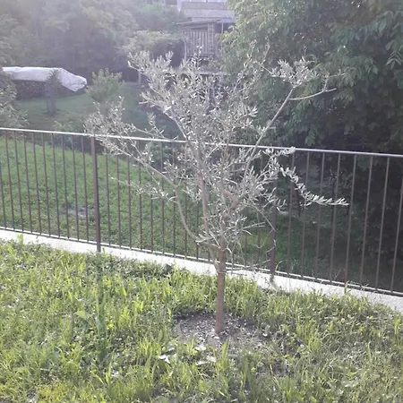 بيت للعطل Il Casale Lariano
